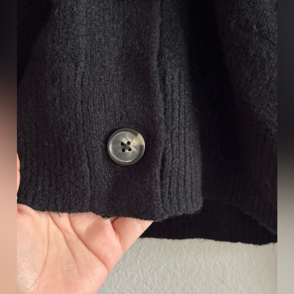 Everlane The Cocoon Cardigan in Plush Cardigan, Size XS - Picture 5 of 9